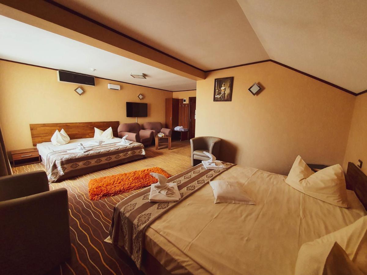 Hotel Belvedere Sovata Extérieur photo