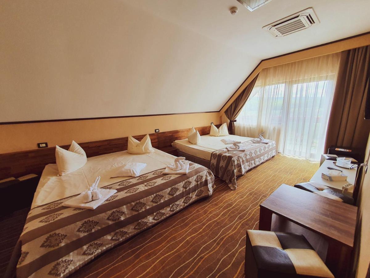 Hotel Belvedere Sovata Extérieur photo