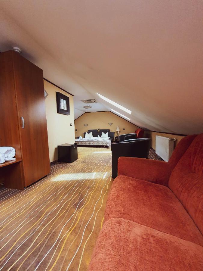Hotel Belvedere Sovata Extérieur photo