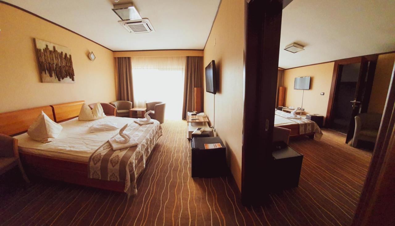Hotel Belvedere Sovata Extérieur photo