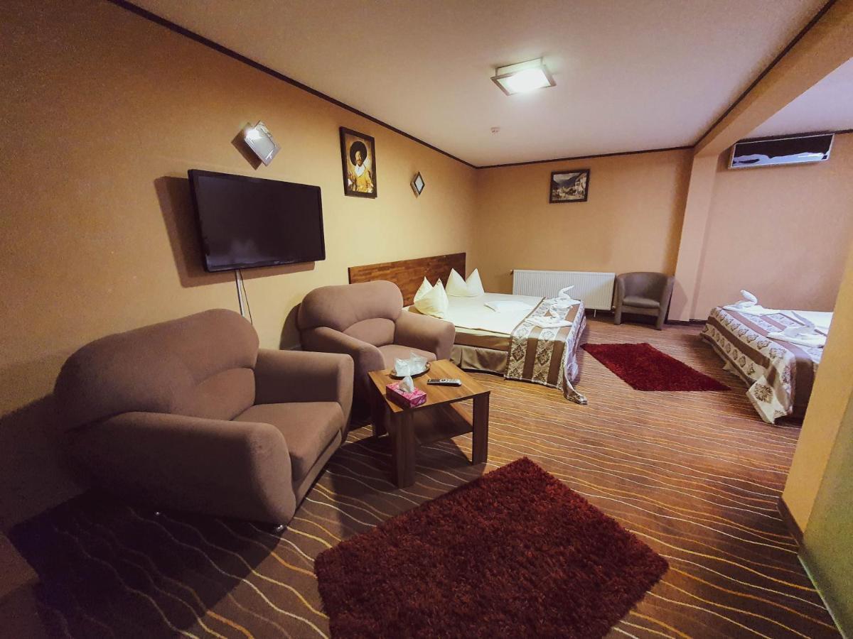 Hotel Belvedere Sovata Extérieur photo