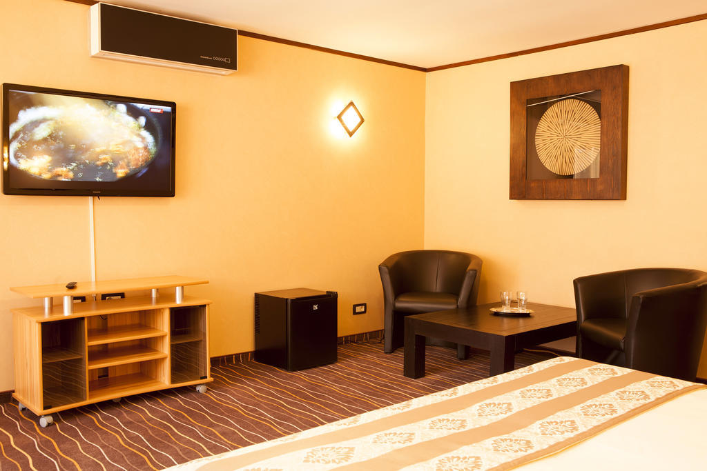 Hotel Belvedere Sovata Chambre photo