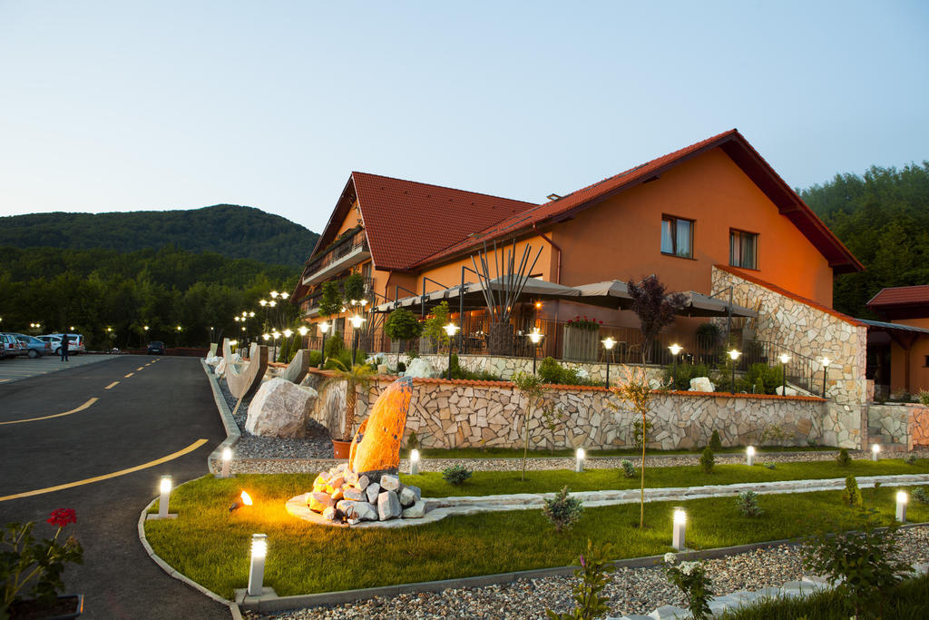 Hotel Belvedere Sovata Extérieur photo
